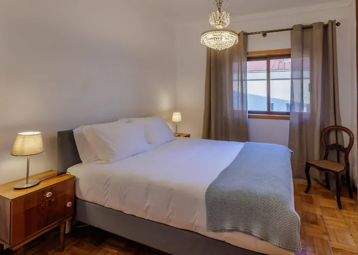 Vez - House In The Center Of Arcos *